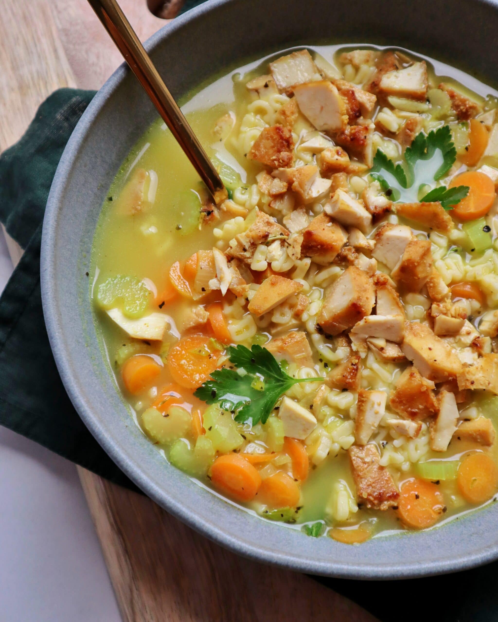 Soupe de nouilles : recette gourmande aux légumes